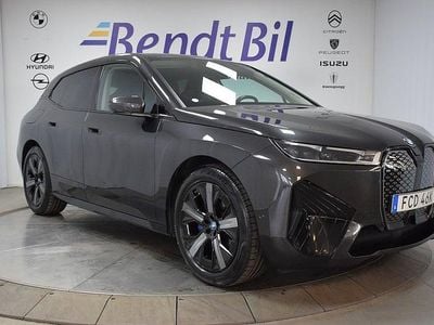 Grå Begagnad 2021 BMW iX Comfort Edition SUV | 404 500 kr (Dyr)