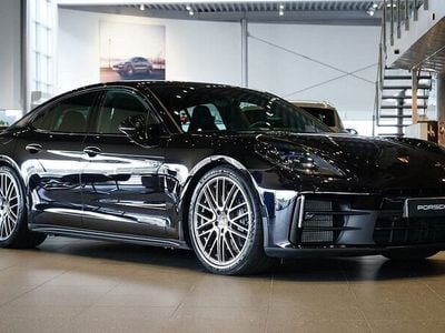 Porsche Panamera 4