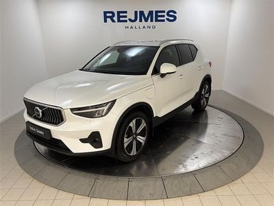 Begagnad Volvo XC40 Plus 265 HK (194 kW) 2022 Vit SUV