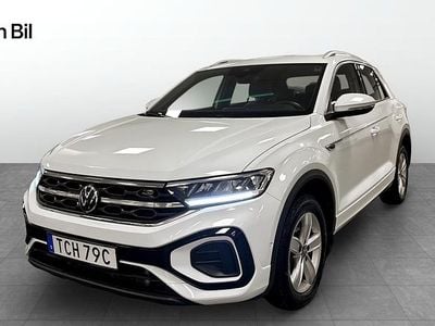 Pure white Begagnad 2024 VW T-Roc R-line SUV | 369 000 kr (Marknadspris)