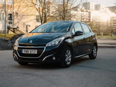 begagnad Peugeot 208 5-dörrar 1.2 VTi Automatväxlad