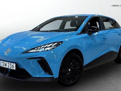 Begagnad MG MG4 EV 125 kW (170 HK) 2023 Blå (blue) Halvkombi