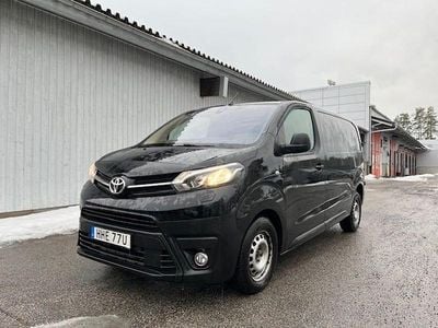 Begagnad Toyota Proace Comfort 146 HK (107 kW) 2021 Svart Minibuss
