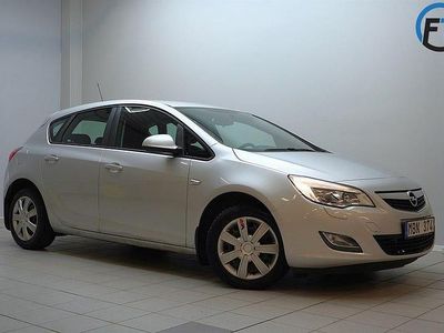 Begagnad Opel Astra Enjoy 125 HK (91 kW) 2012 Grå