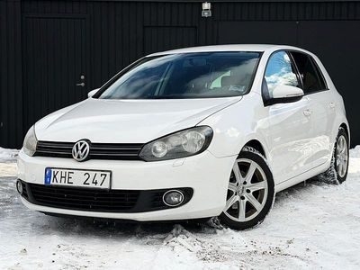 Begagnad VW Golf VI 105 HK (77 kW) 2010 Vit Halvkombi