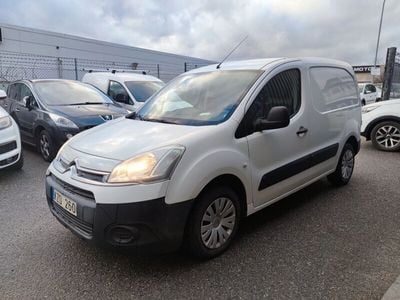 begagnad Citroën Berlingo 1.6 e-HDi 92hk Dragkrok 3-sits Skåp