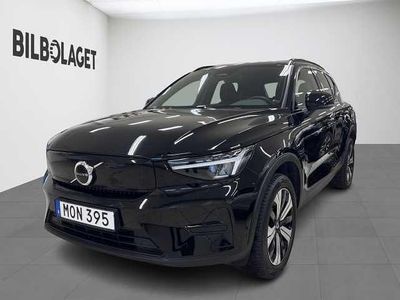 Svart Begagnad 2022 Volvo XC40 Core SUV | 319 800 kr