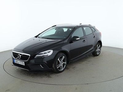 Svart Begagnad 2018 Volvo V40 Kinetic Halvkombi | 189 000 kr (Marknadspris)