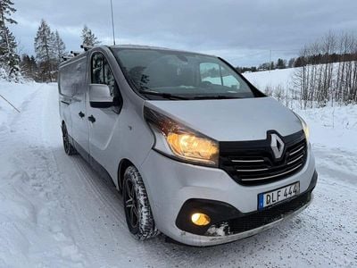 Begagnad Renault Trafic 125 HK (91 kW) 2017 Minibuss