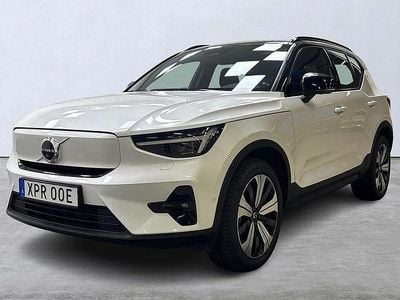 Vit Begagnad 2022 Volvo XC40 Ultimate SUV | 369 900 kr