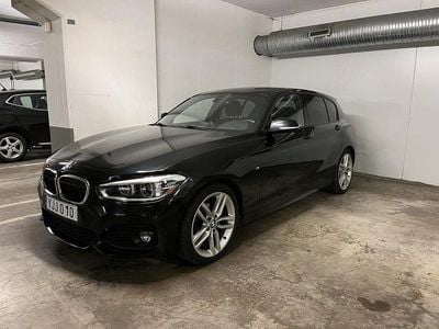 Begagnad 2017 BMW 118 M Sport Halvkombi | 178 900 kr (Marknadspris)