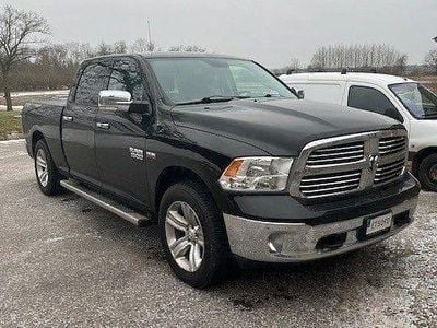 Begagnad Dodge Ram 401 HK (294 kW) 2014 Svart Pickup