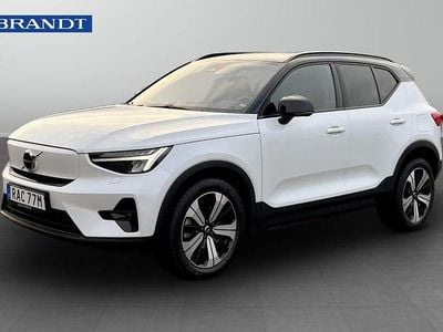 Vit Begagnad 2023 Volvo XC40 Plus SUV | 349 900 kr