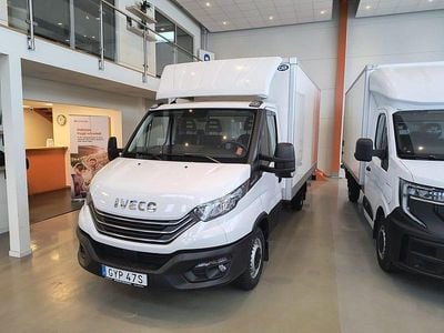 Vit Begagnad 2024 Iveco Daily | 493 750 kr