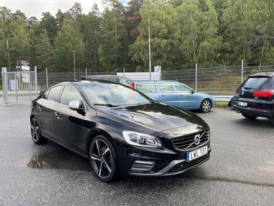 begagnad Volvo S60 D4 190hk R-Design AUT VOC Navi Toppskick Euro 6