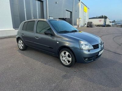 Begagnad 2008 Renault Clio R.S. Halvkombi | 29 900 kr (Marknadspris)