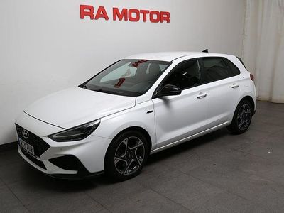 Vit (polar white) Begagnad 2020 Hyundai i30 N Line Halvkombi | 174 800 kr (Marknadspris)