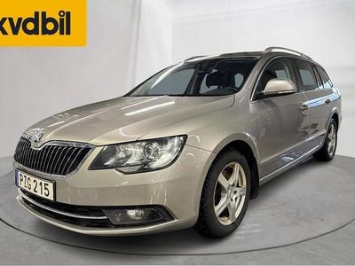 Begagnad Skoda Superb 140 HK (102 kW) 2015 Ljusbrun Kombi