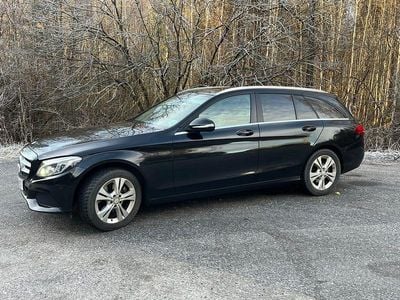 Metallic Begagnad 2015 Mercedes C220 Kombi | 127 000 kr