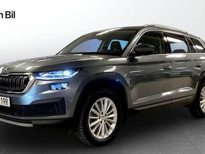 Grå Begagnad 2022 Skoda Kodiaq Style SUV | 364 900 kr (Marknadspris)
