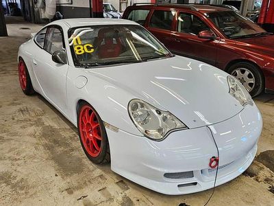 Begagnad Porsche 911 Carrera 320 HK (235 kW) 2003