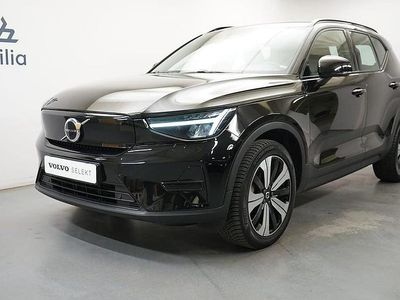 Svart Begagnad 2022 Volvo XC40 Core SUV | 319 900 kr