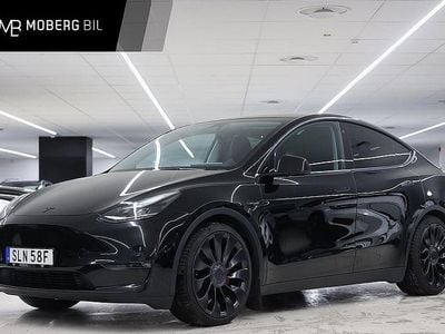 Svart Begagnad 2022 Tesla Model Y Performance SUV | 379 900 kr (Marknadspris)
