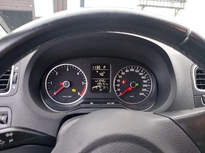 Begagnad VW Polo 90 HK (66 kW) 2010 Halvkombi