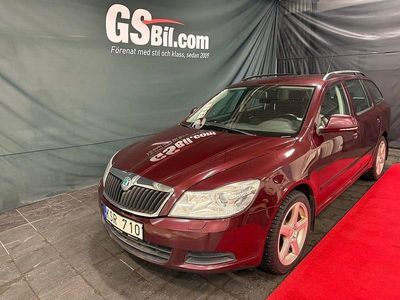 Mörkröd Begagnad 2010 Skoda Octavia Ambiente Kombi | 49 900 kr (Marknadspris)