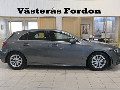 Grå Begagnad 2020 Mercedes A180 AMG line Halvkombi | 249 900 kr (Marknadspris)