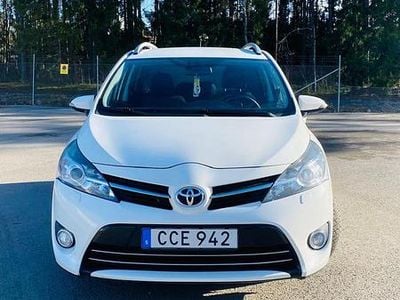 Begagnad 2014 Toyota Verso Minibuss | 77 000 kr (Marknadspris)