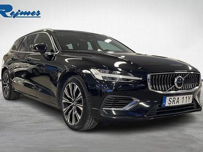 Begagnad Volvo V60 Core 253 HK (186 kW) 2022 Svart Kombi