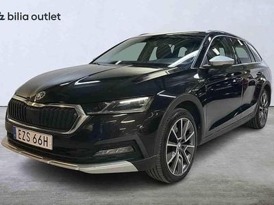 Svart Begagnad 2021 Skoda Octavia Scout Kombi | 269 900 kr (Bra pris)
