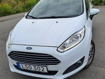 begagnad Ford Fiesta 5-dörrar 1.0 Euro 5 Tittanium