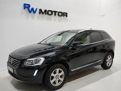 Svart Begagnad 2016 Volvo XC60 Summum SUV | 198 900 kr (Marknadspris)