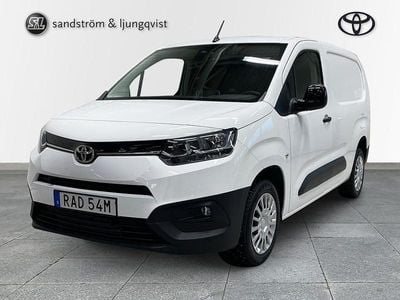 Begagnad Toyota Proace City City 112 HK (82 kW) 2022 Vit Minibuss
