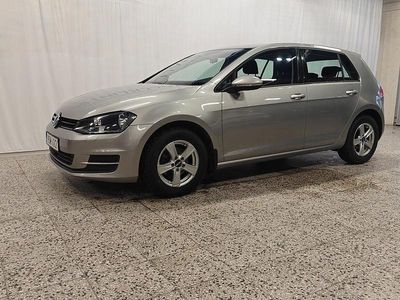 Begagnad VW Golf VII 110 HK (80 kW) 2016 Silver Halvkombi