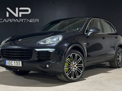 begagnad Porsche Cayenne S E-Hybrid E- TipTronic S Sport Chrono Euro 6