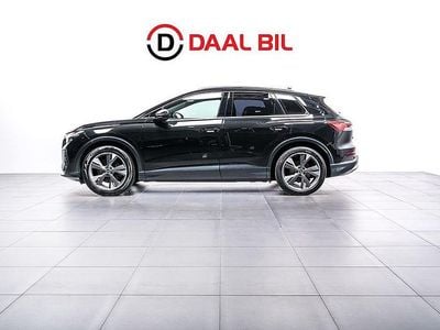 Svart Begagnad 2022 Audi Q4 e-tron Advanced SUV | 269 700 kr (Bra pris)