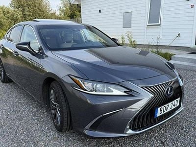 Lexus ES300H