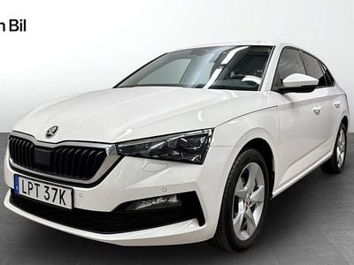 Vit Begagnad 2022 Skoda Scala Style Halvkombi | 206 900 kr (Lite dyr)