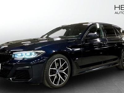 Svart Begagnad 2021 BMW 520 M Sport Kombi | 259 900 kr (Bra pris)