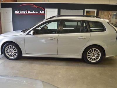 begagnad Saab 9-3 1.8t (175hk) SportCombi BioPower / Drag / Nyservad & Ny Besiktad