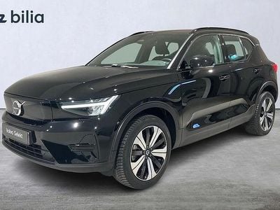 Svart Begagnad 2022 Volvo XC40 Core SUV | 299 000 kr (Superpris)
