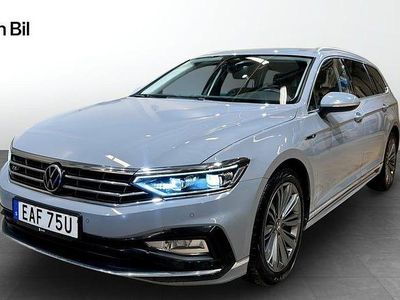Grå Begagnad 2022 VW Passat Executive Kombi | 269 900 kr (Marknadspris)