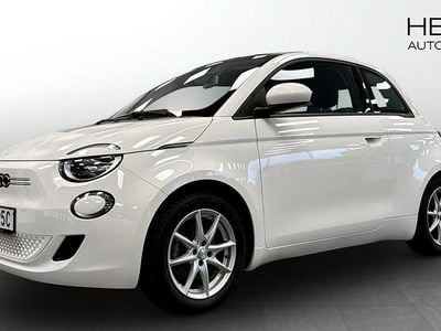 Begagnad Fiat 500e Icon 86 kW (118 HK) 2022 Vit Halvkombi