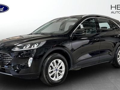 Svart Begagnad 2022 Ford Kuga SUV | 269 900 kr (Marknadspris)
