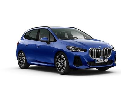 begagnad BMW 220 Active Tourer 225e xDrive M Sport Panorama 2023, Minibuss