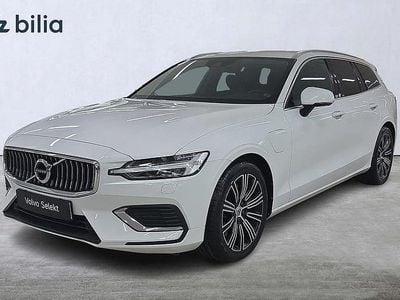 Vit Begagnad 2021 Volvo V60 Inscription Kombi | 289 000 kr (Bra pris)
