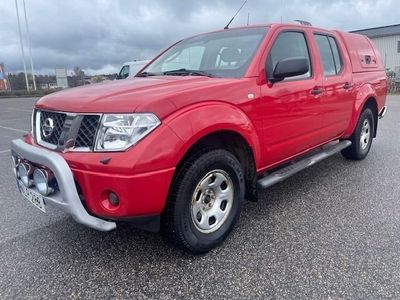 begagnad Nissan Navara Dubbelhytt 2.5 dCi 4x4 Euro 4 NY BES Automat